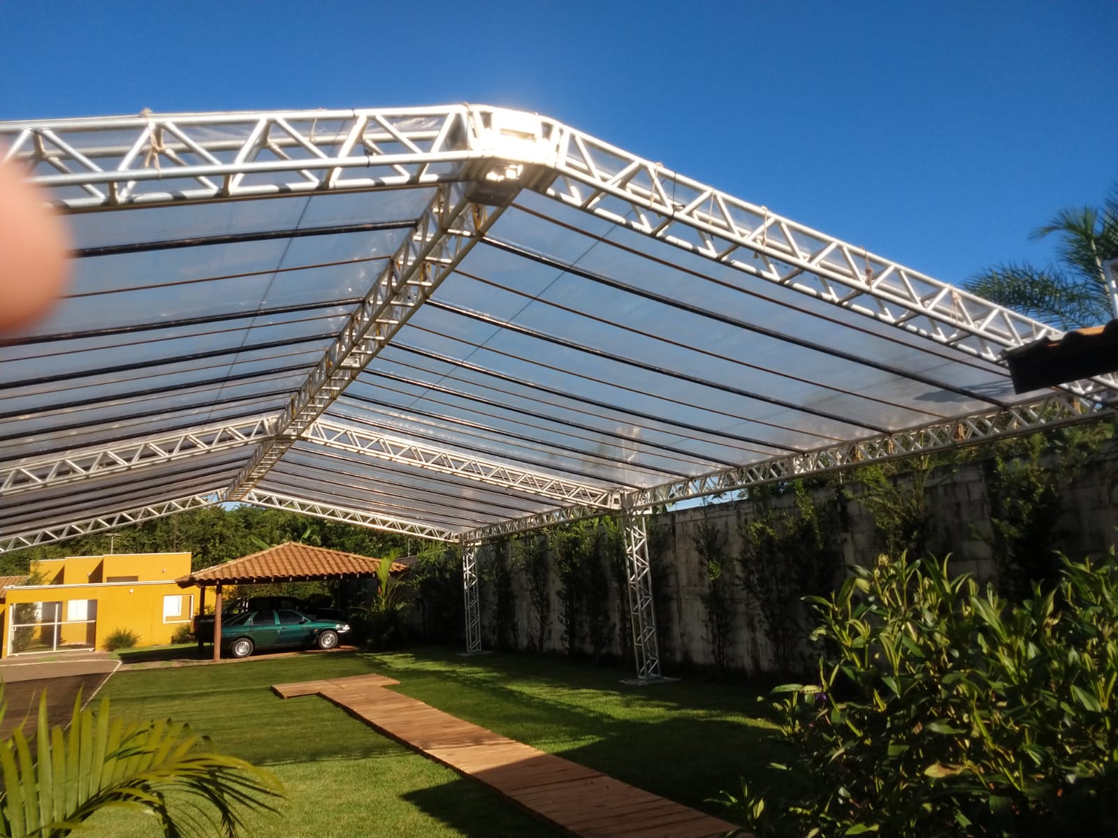 Ambiente interno pronto para recepção